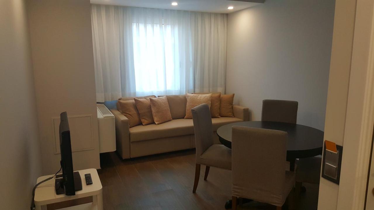 Apartamentos Centro Colon Madrid Exterior foto