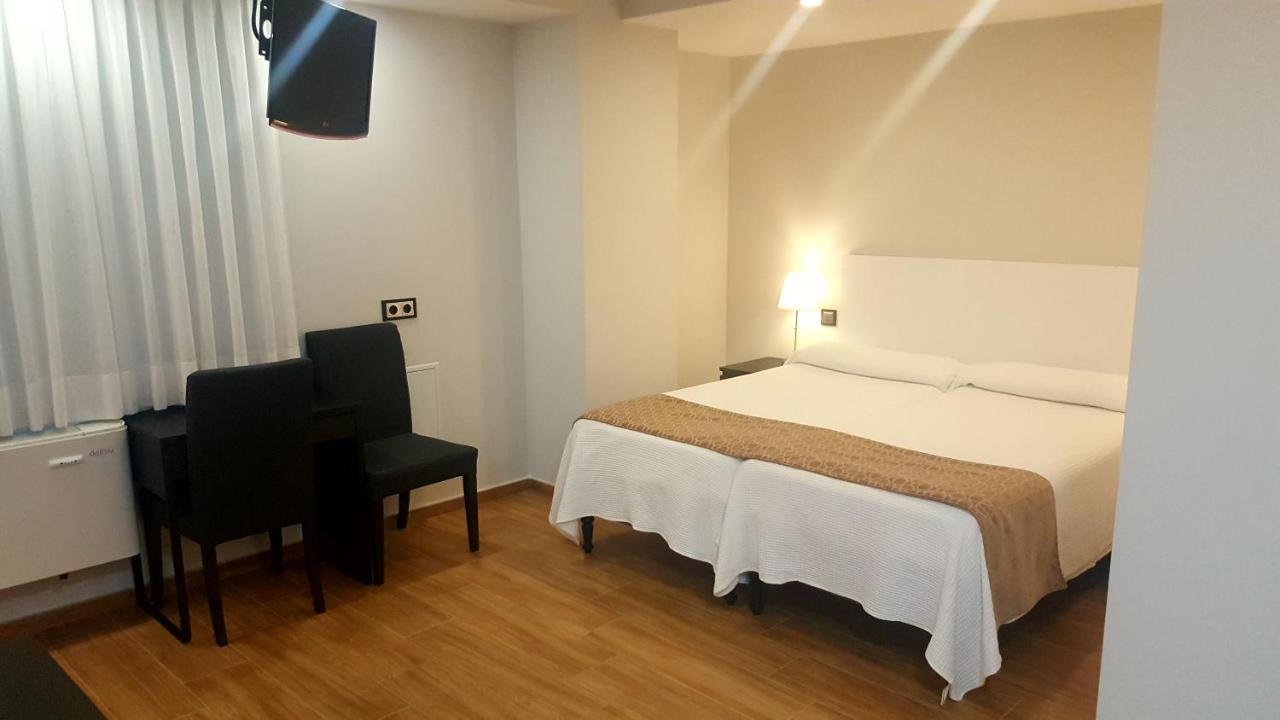 Apartamentos Centro Colon Madrid Exterior foto